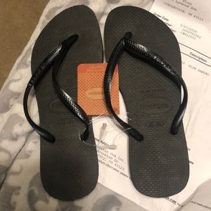 Black Havana’s flip flop